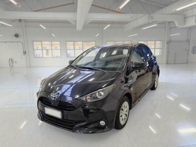 Toyota Yaris 1.5h Active - 2021 - Auto usata Giacchi Automobili Rovigo