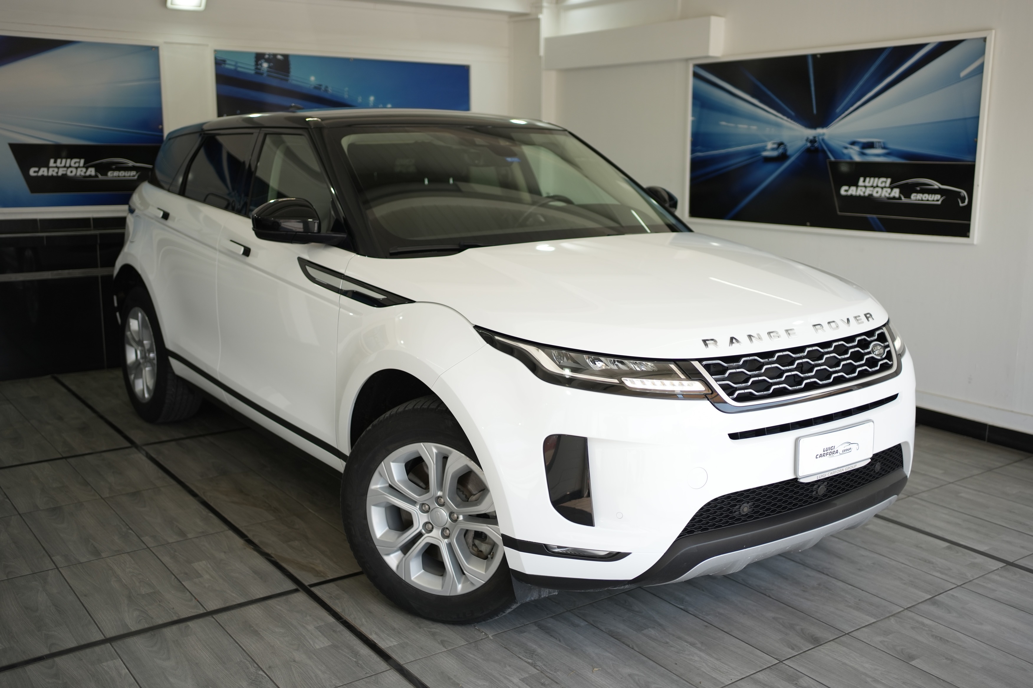 Land Rover Range Rover Evoque 2.0D I4-L.Flw 150 CV AWD Auto - foto 3