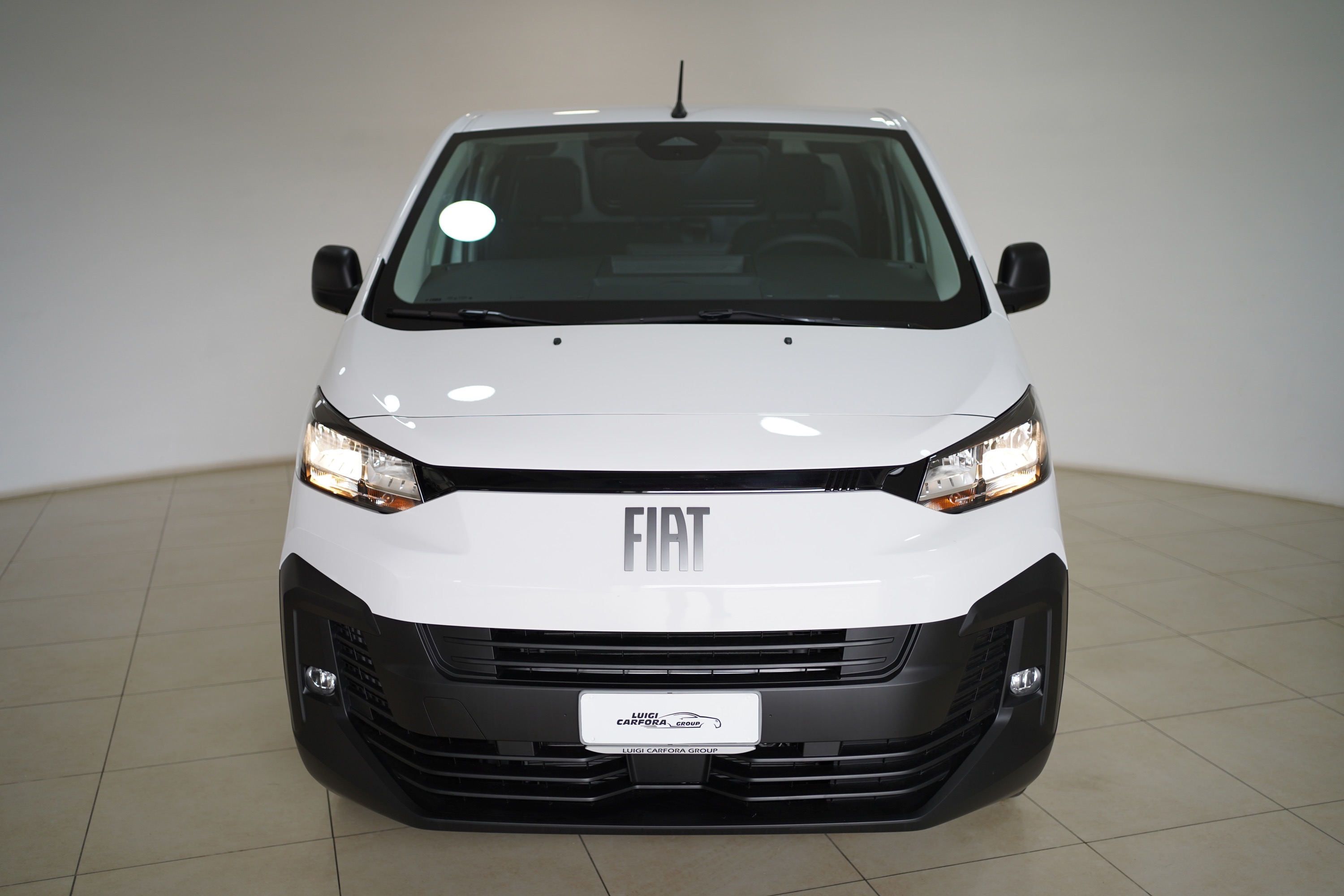 Fiat Scudo 1.5 BlueHDi 120 CV S&S PL-TN Furgone - foto 2