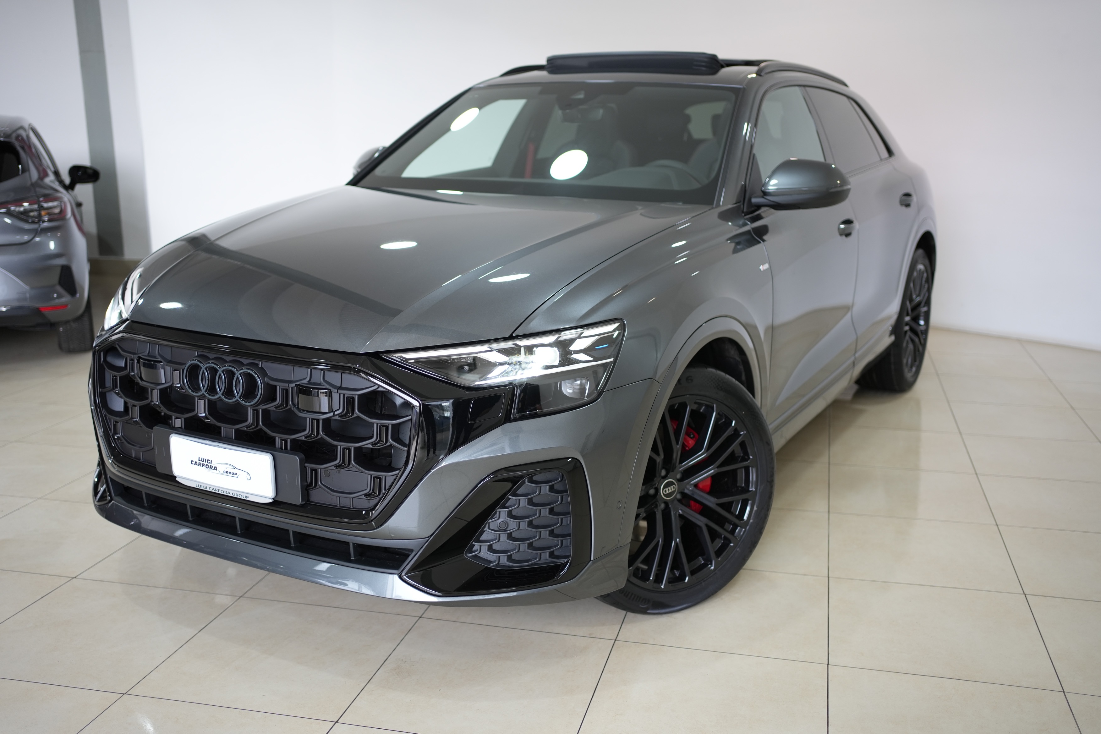 Audi Q8 50 TDI 286cv quattro S line *Full Optional