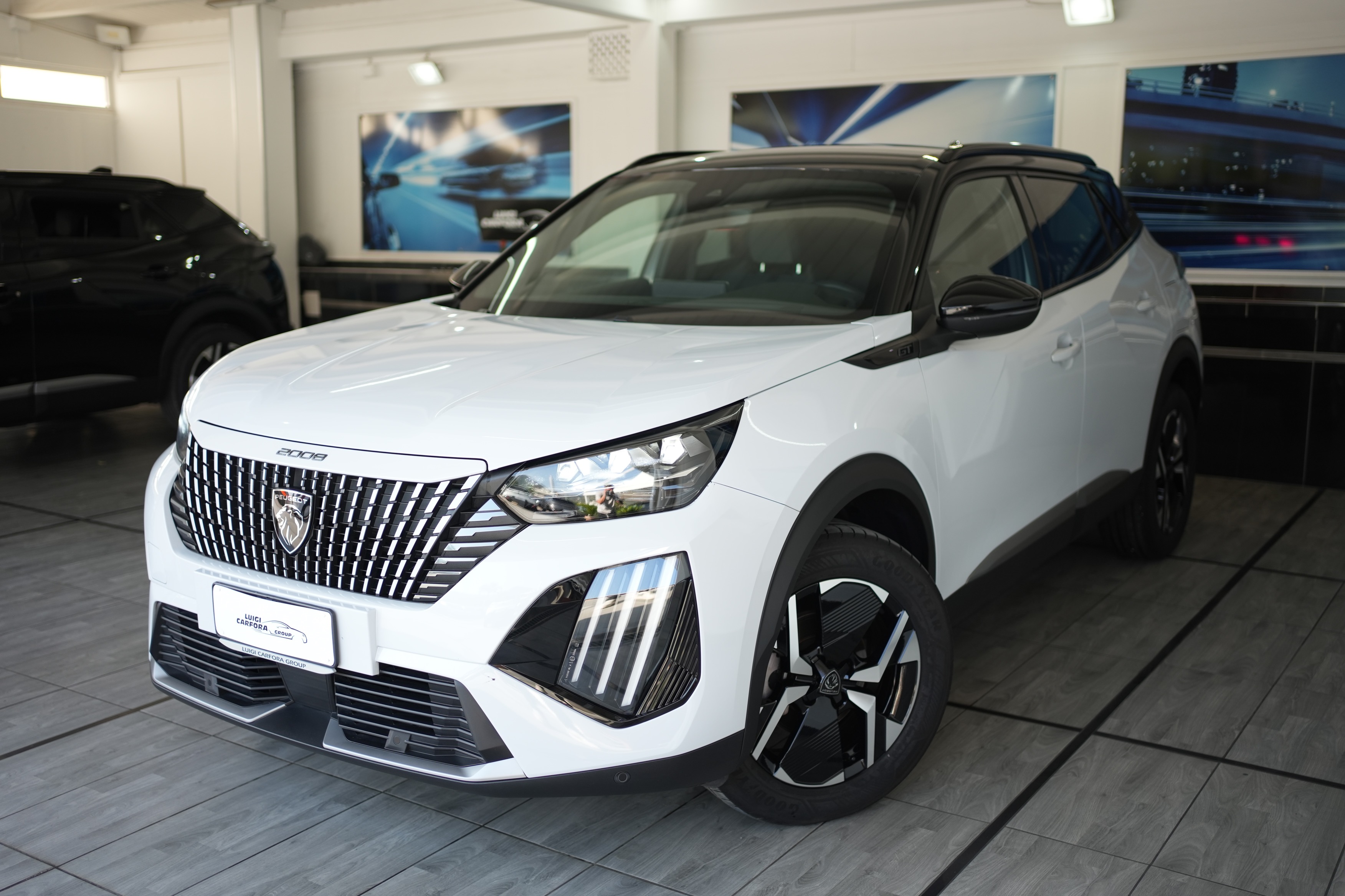 Peugeot 2008 PureTech 130 S&S EAT8 GT