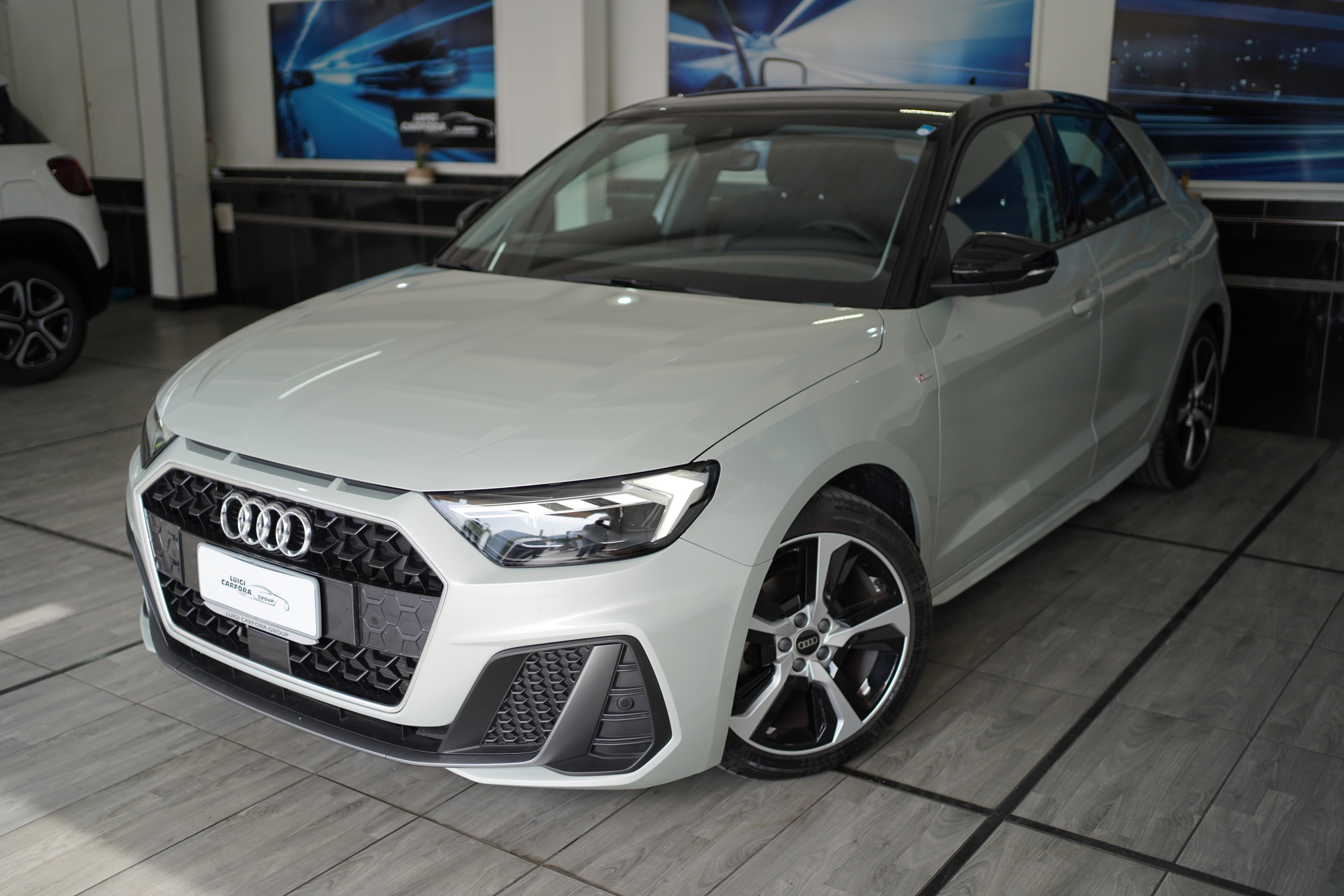 Audi A1 SPB 30 TFSI S line edition - foto 1
