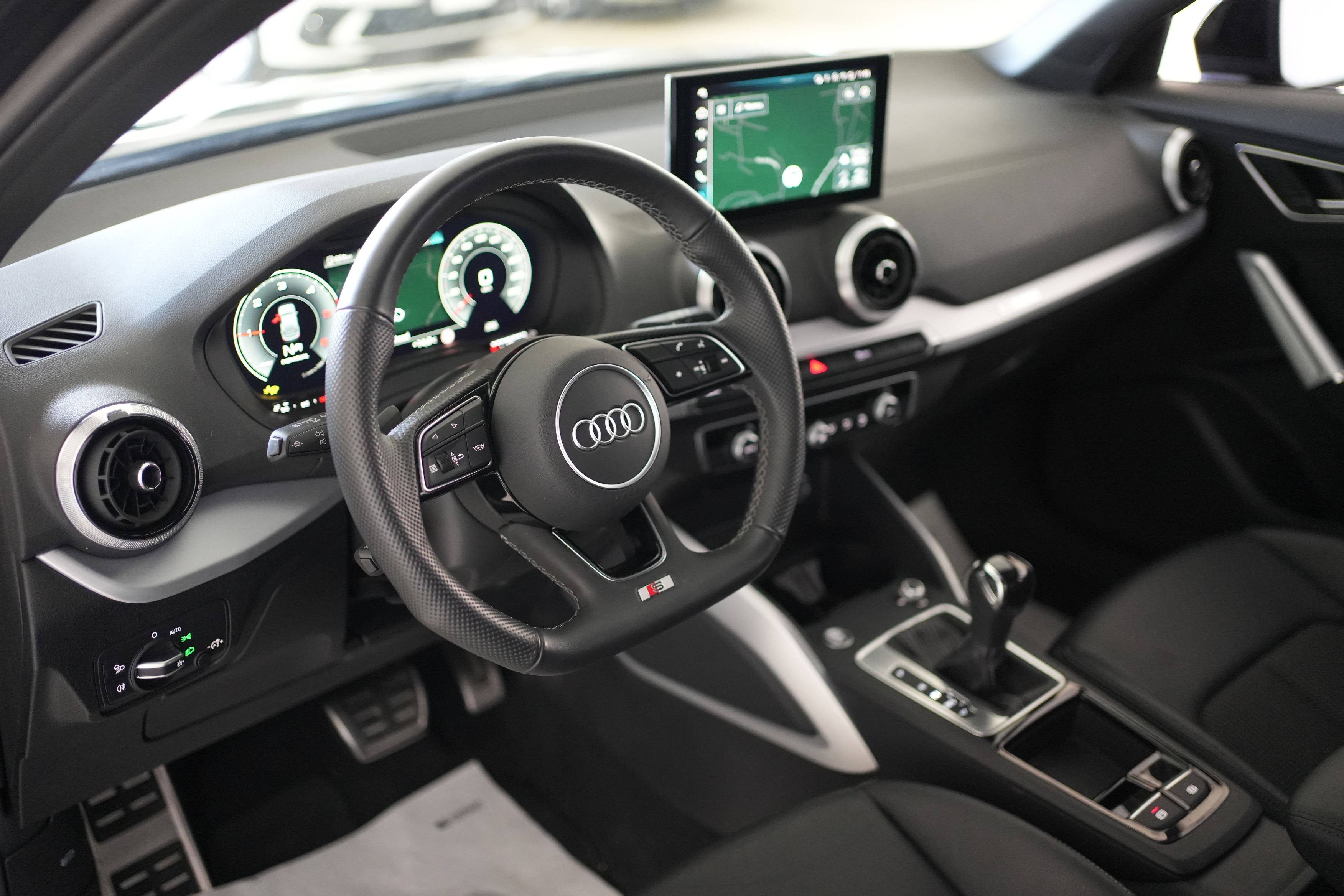 Audi Q2 35 TDI S tronic S line Edition - foto 4