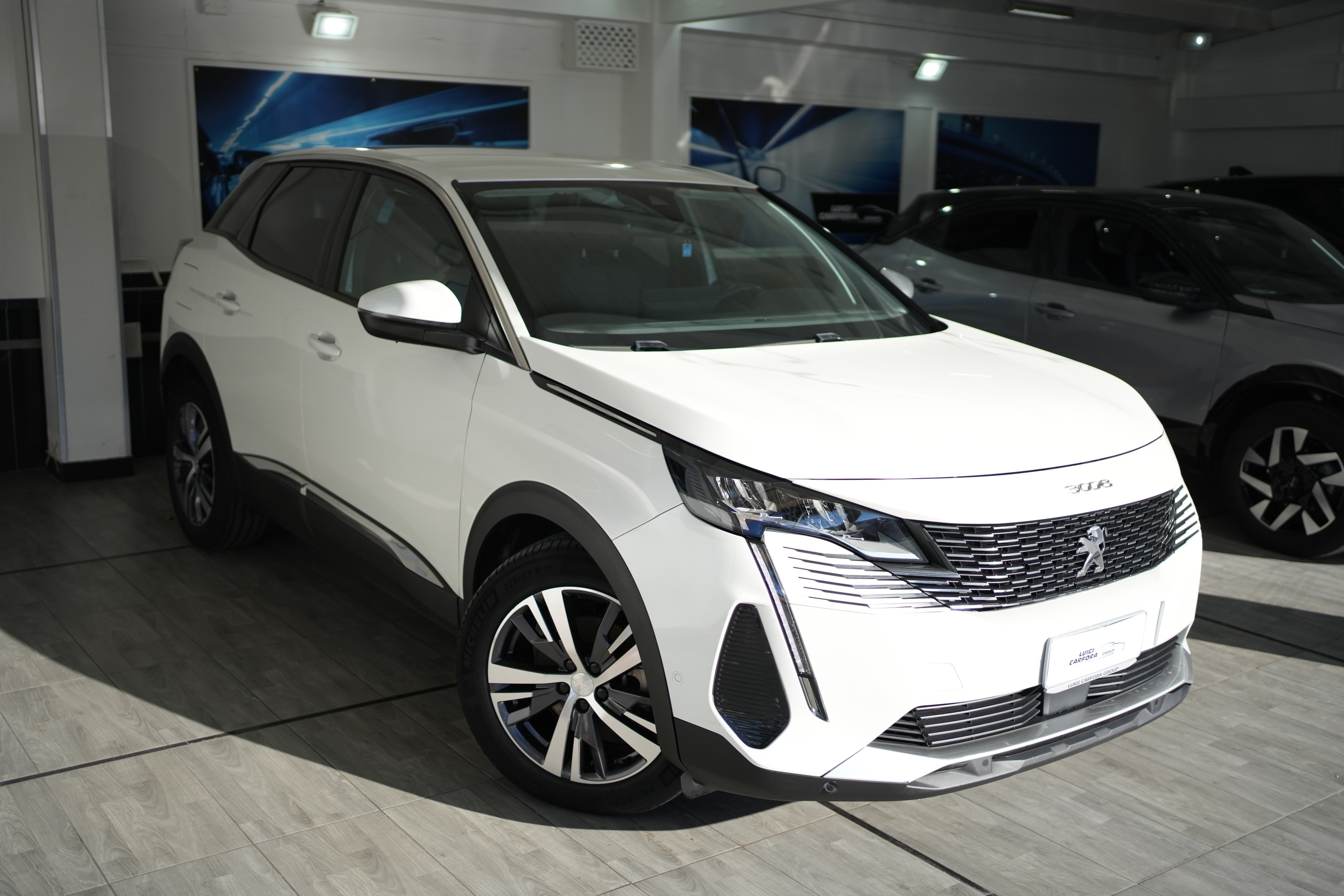 Peugeot 3008 BlueHDi 130 S&S EAT8 Allure *Autocarro* - foto 3