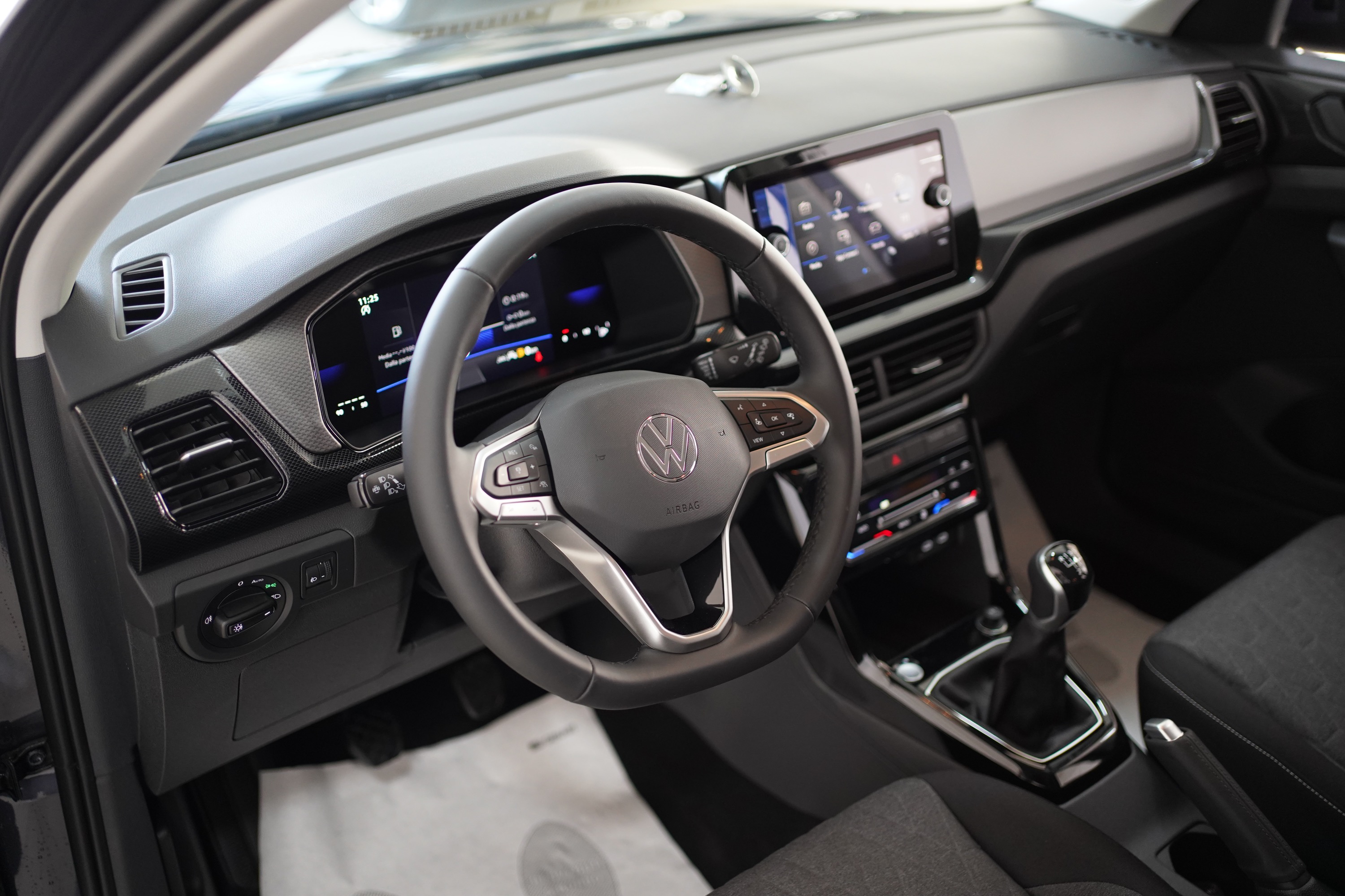 Volkswagen T-Cross 1.0 TSI Edition Plus - foto 4