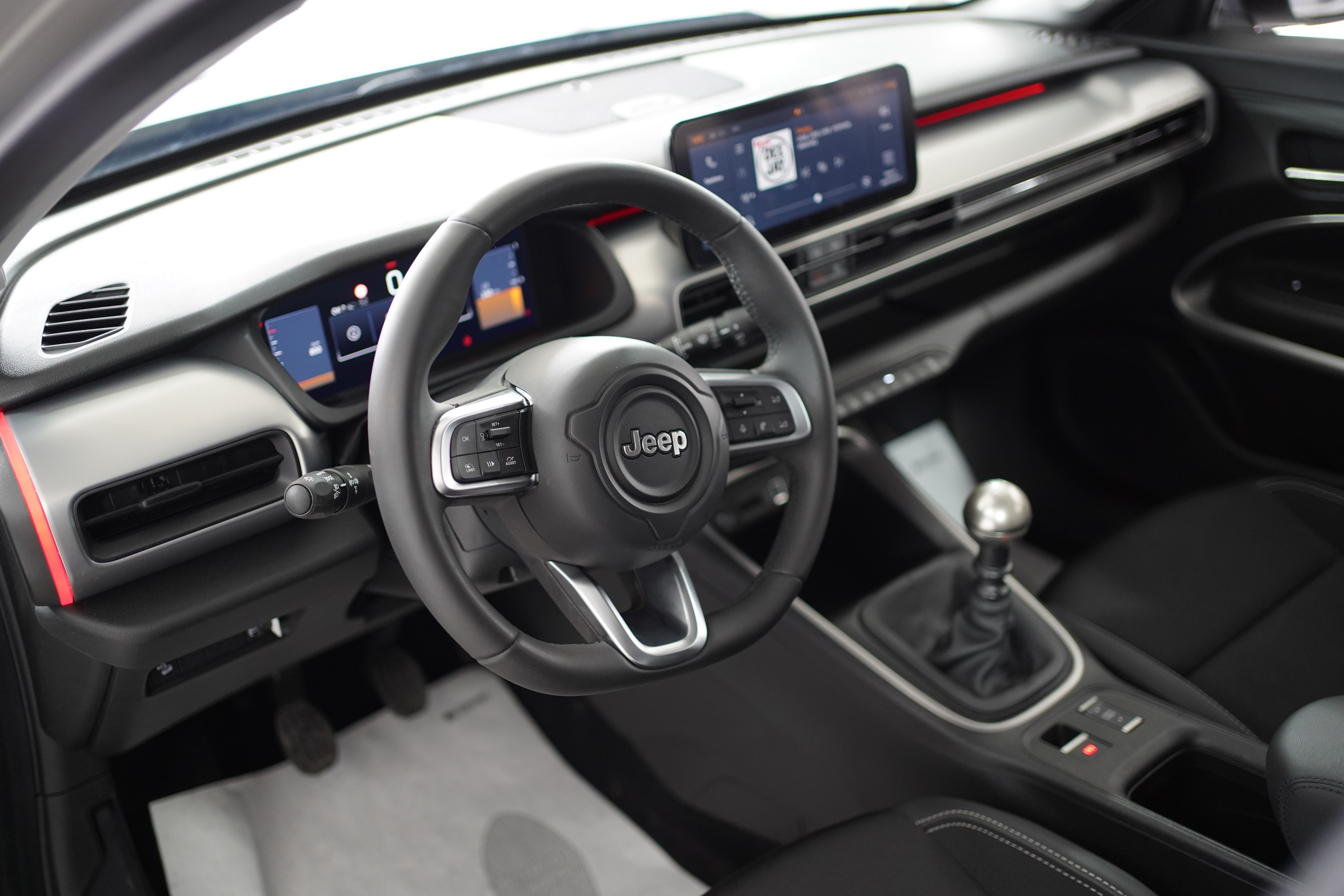 Jeep Avenger 1.2 Turbo 100 CV Summit - foto 4