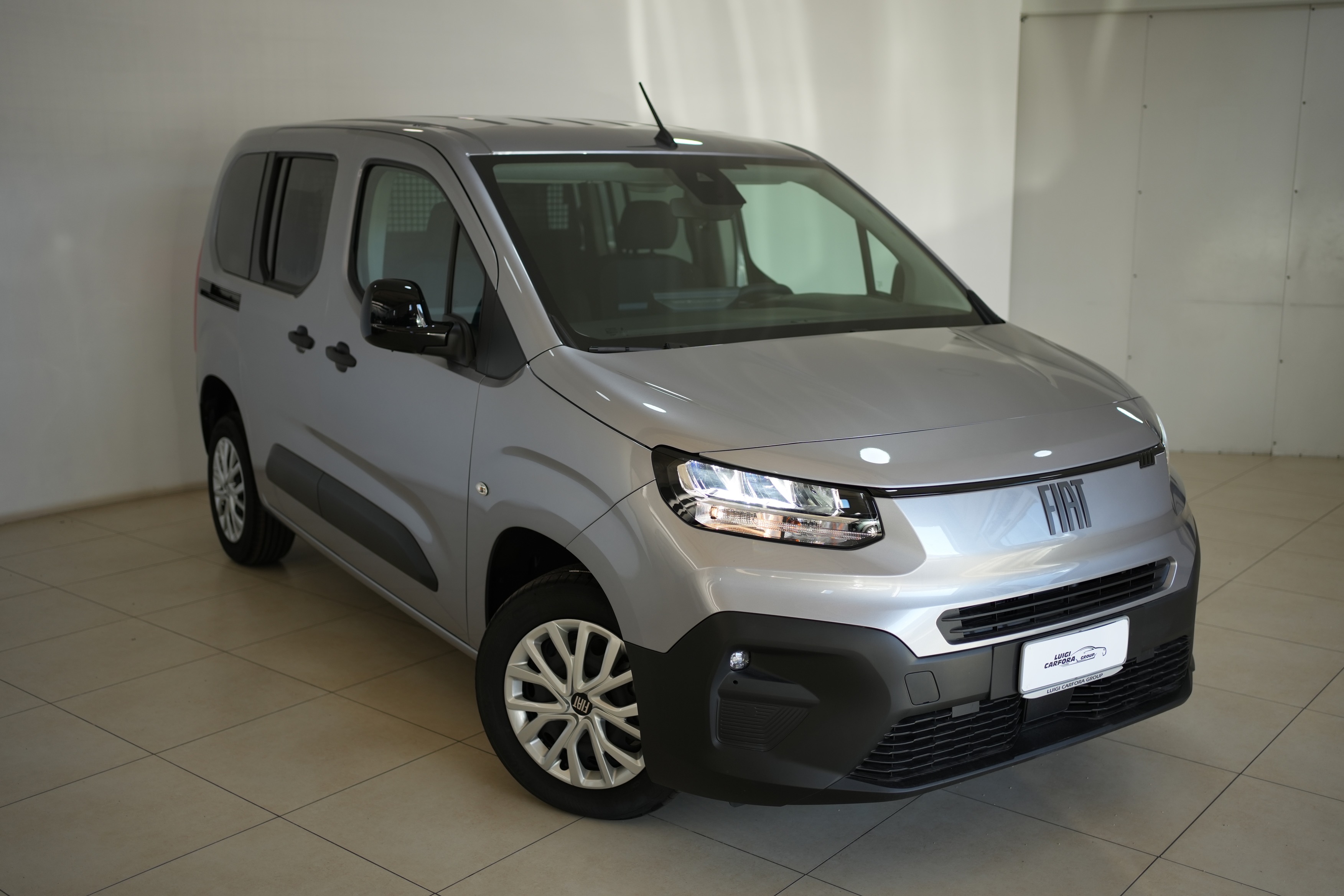 Fiat Doblo 1.5 BlueHdi 130CV Combi N1 - foto 3