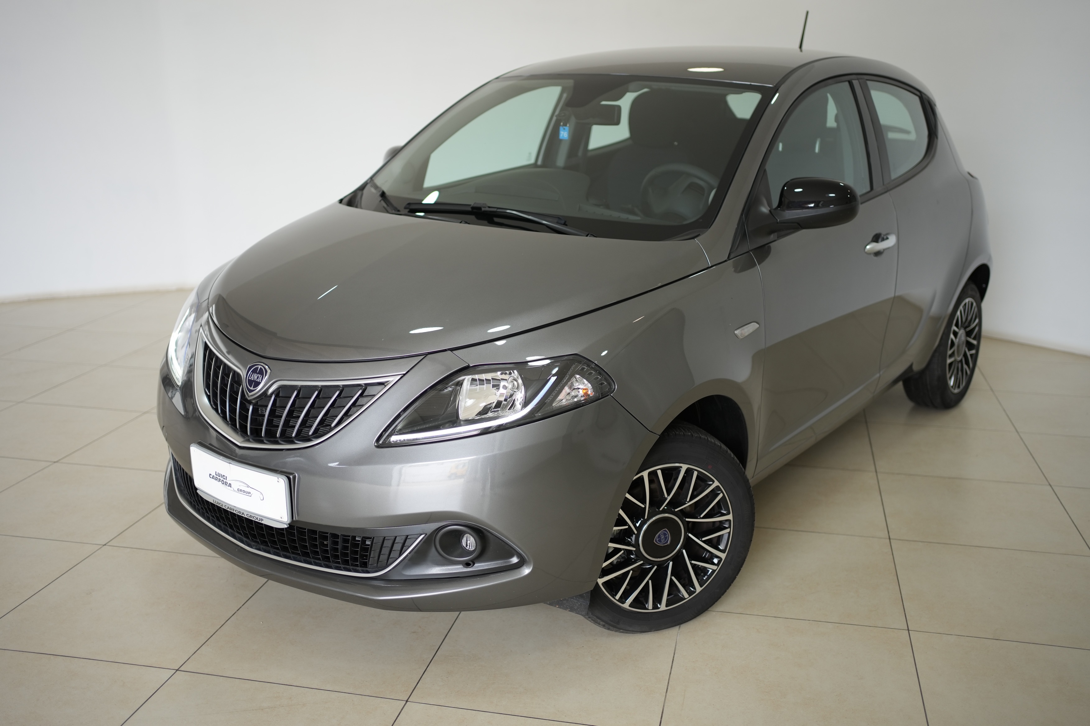 Lancia Ypsilon 1.0 FireFly 5 porte S&S Hybrid Platino