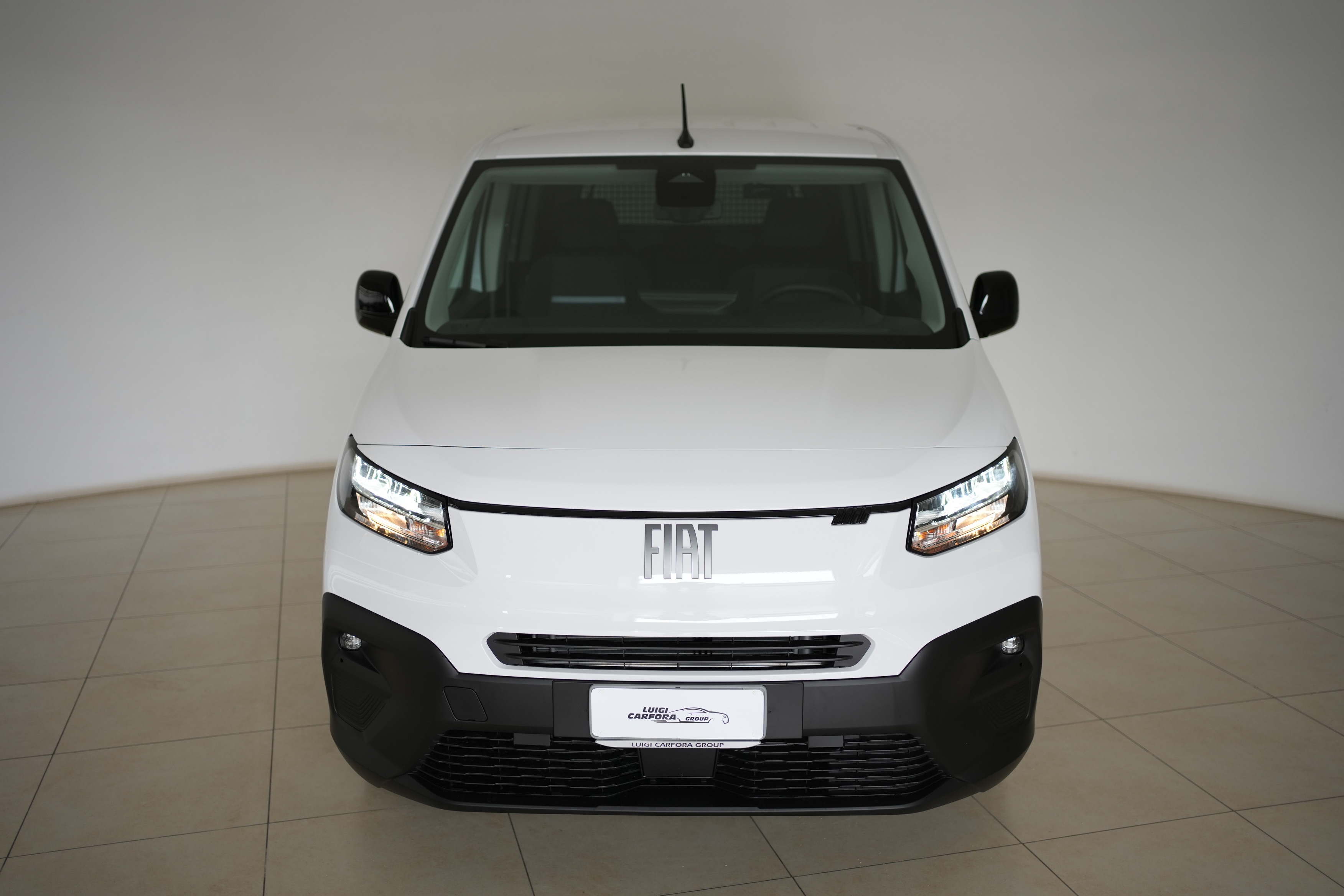 Fiat Doblo 1.5 BlueHdi 130CV Combi N1 - foto 2