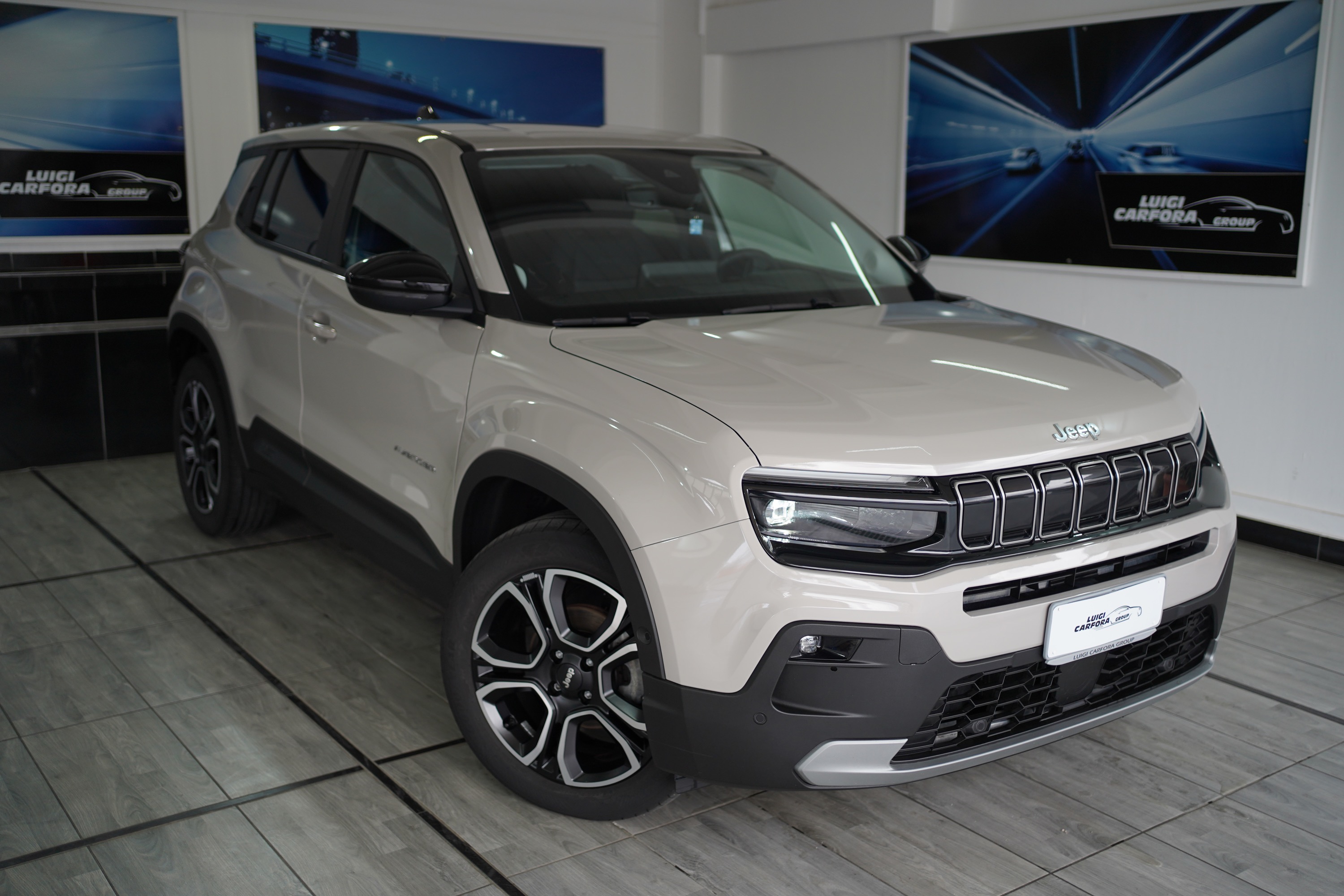 Jeep Avenger 1.2 Turbo 100 CV Summit - foto 3