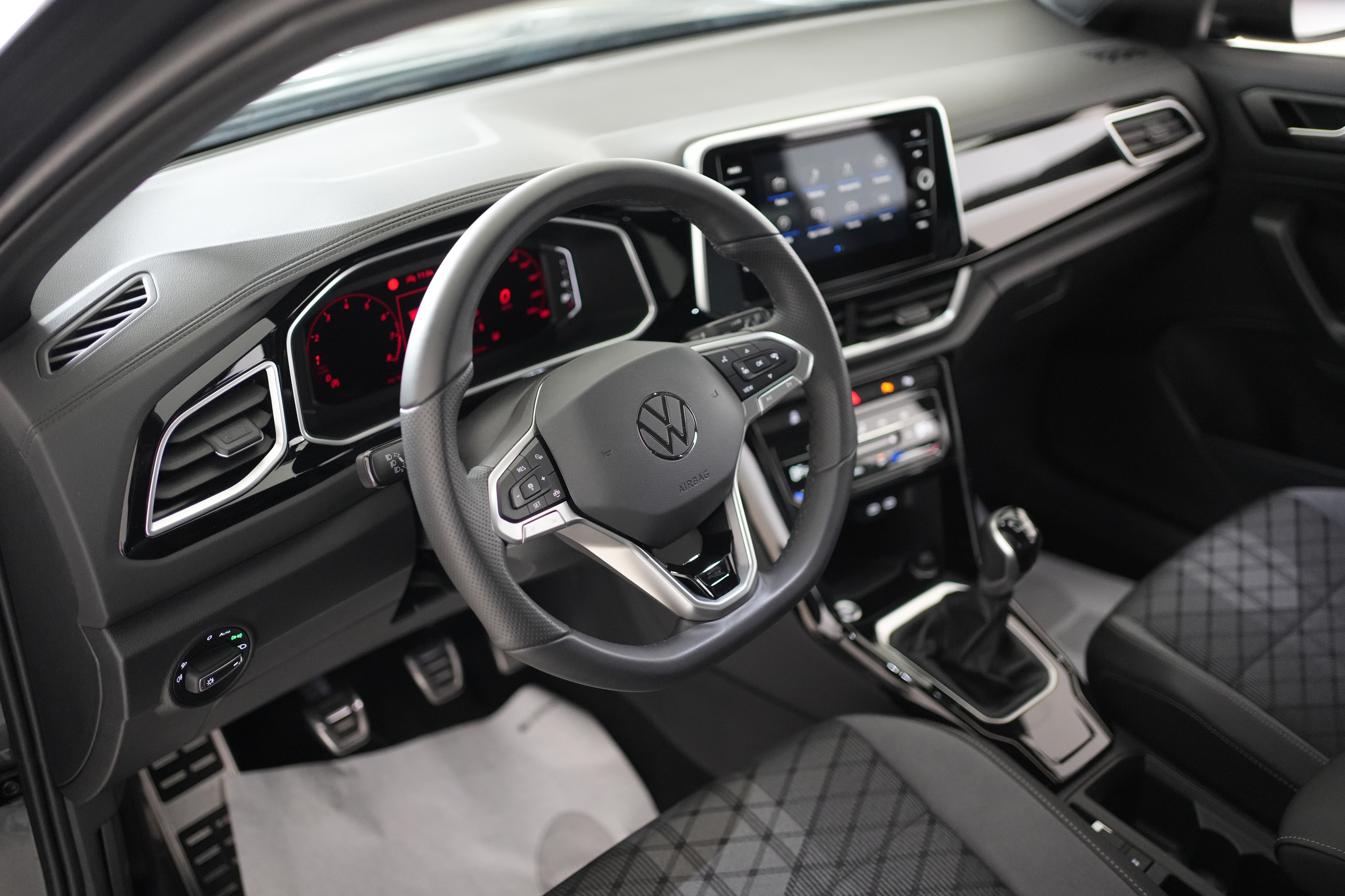 Volkswagen T-Roc 1.0 TSI R-Line - foto 4