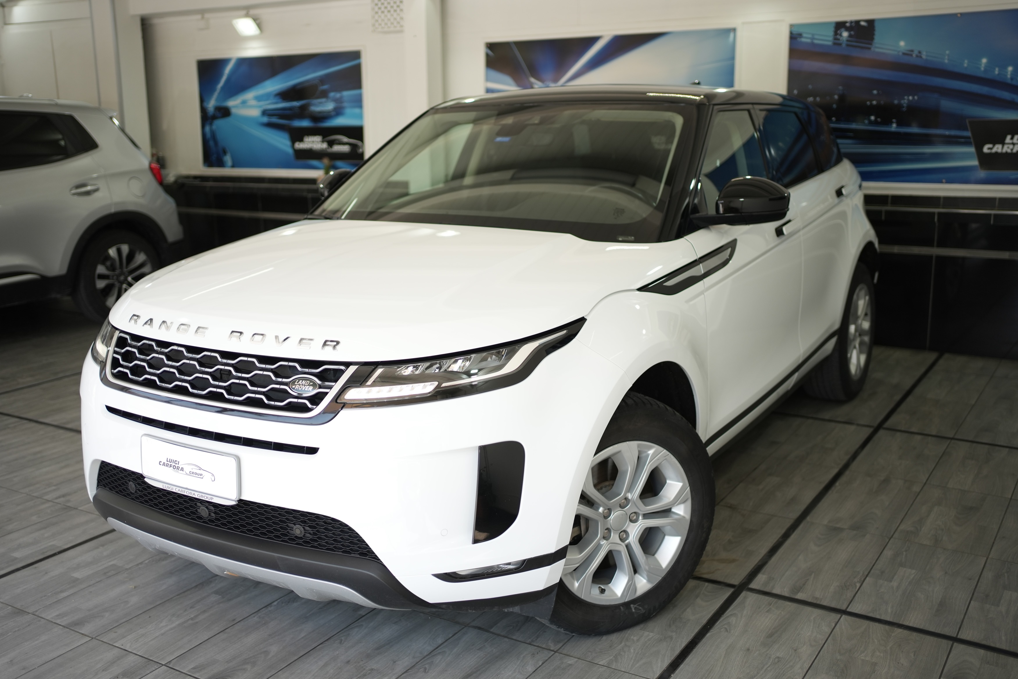 Land Rover Range Rover Evoque 2.0D I4-L.Flw 150 CV AWD Auto - foto 1