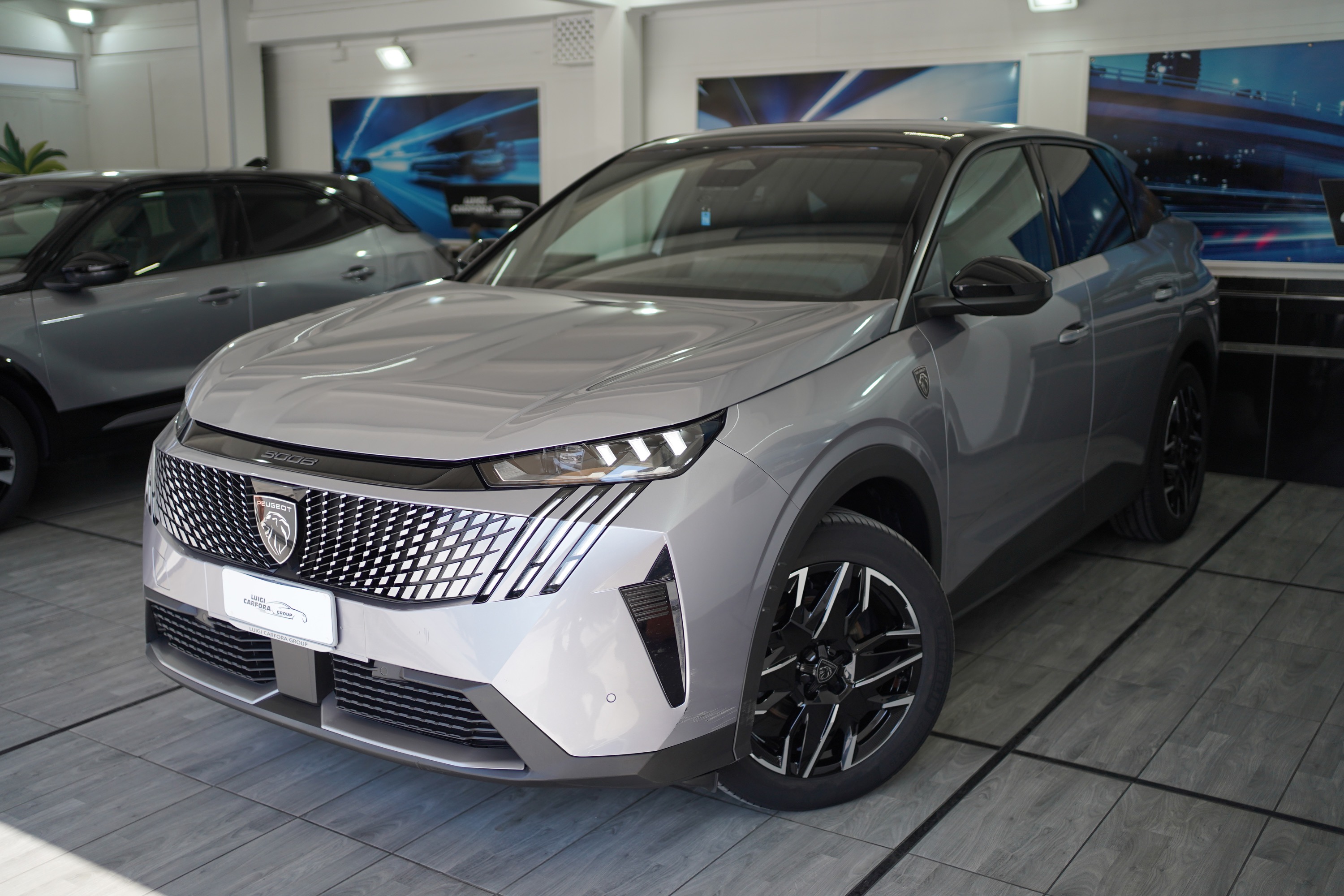 Peugeot 3008 Hybrid 136 e-DCS6 GT + tetto nero - foto 1